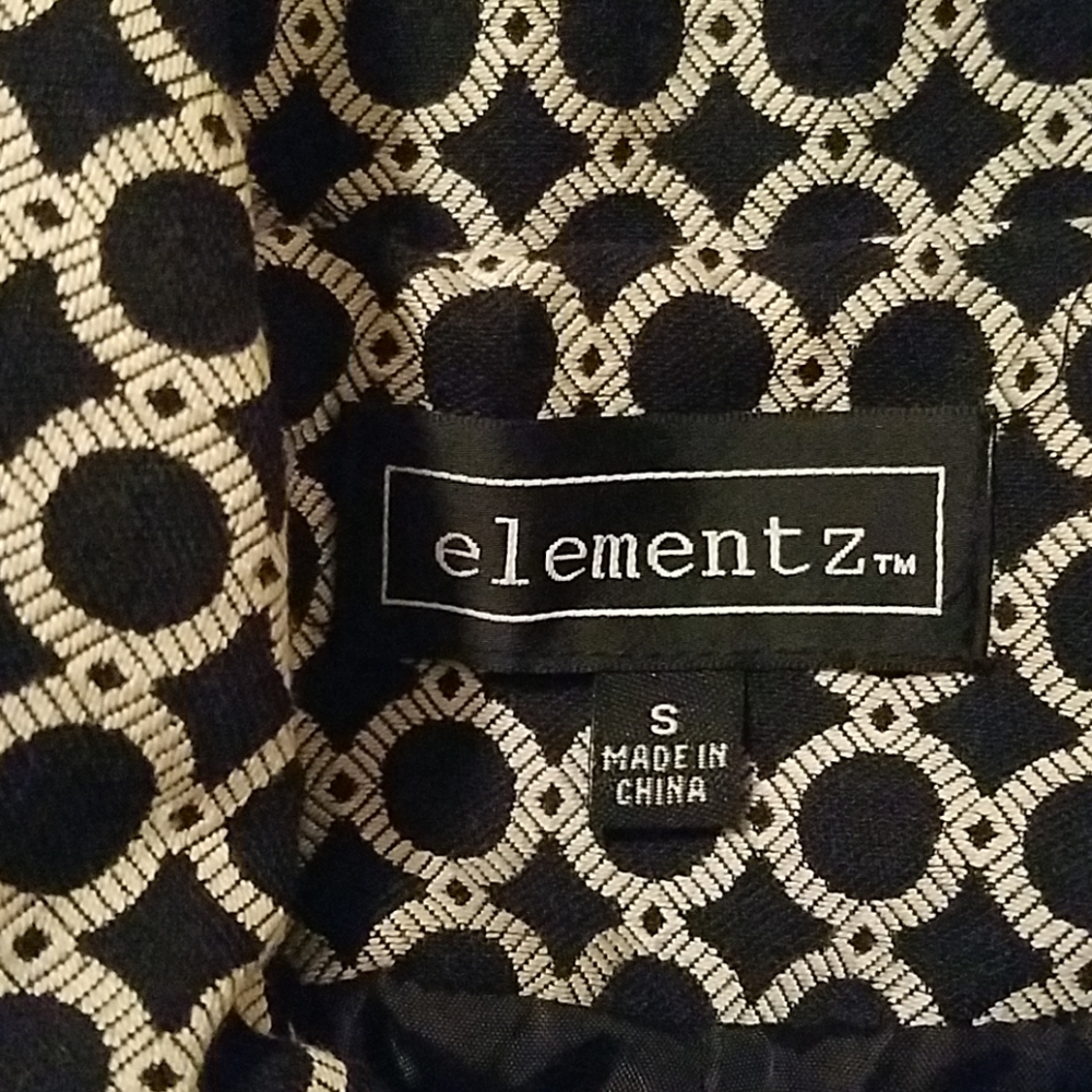 Cropped Jacket - Picture 2 of 7